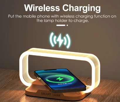 Découvrez comment un support chargeur sans fil multifonction avec lampe LED transforme votre espace de travail